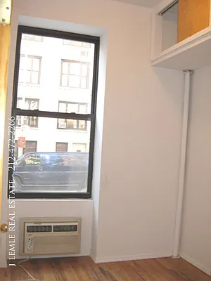 Rented by J. Lemle Real Estate | media 17