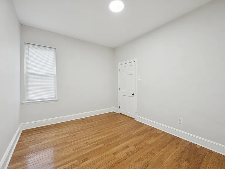 254 W Zeralda St — Photo 17