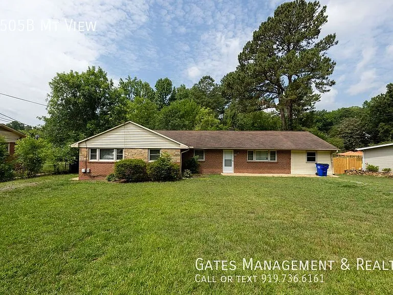 1505B Mount View Ct — Photo 1