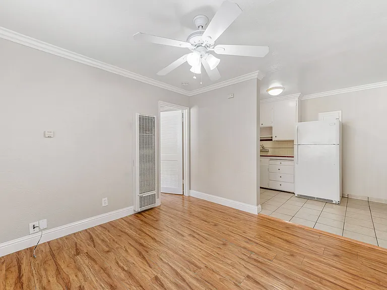 325 E William St #5 — Photo 6
