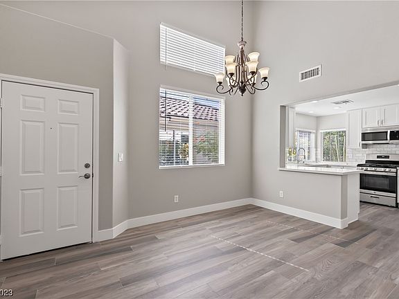 3rd image of 9224 Canalino Dr