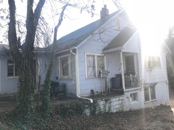 652 Auburn Ave #B