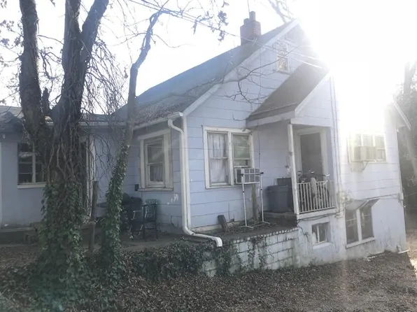 652 Auburn Ave #B, Gainesville, GA 30501