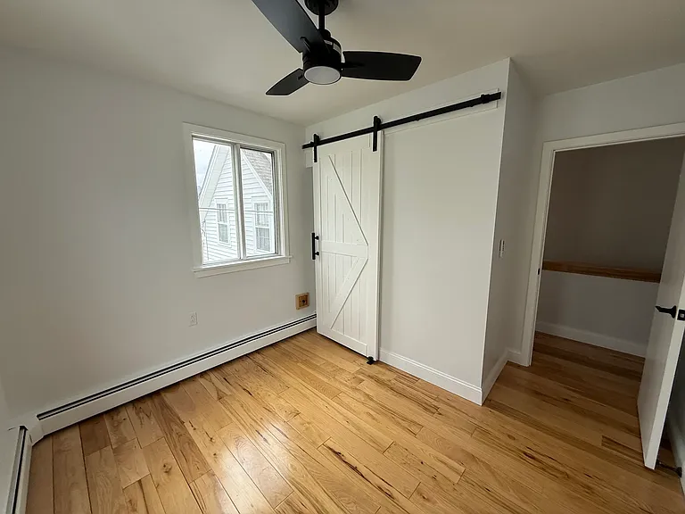 21 Kentville Ter — Photo 8