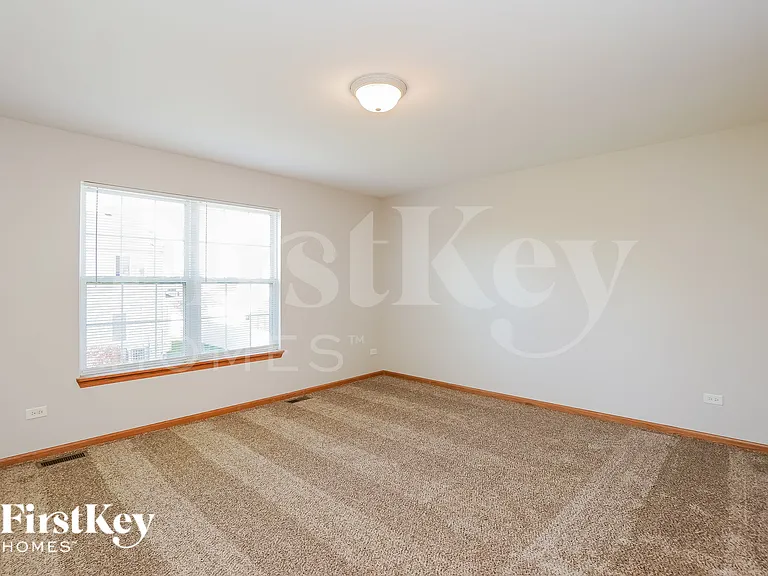 16460 Kingsbrook Dr — Photo 7
