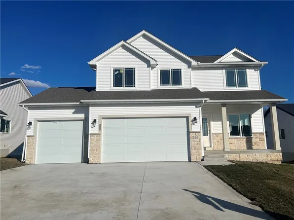 285 NE 61st St, Pleasant Hill, IA 50327