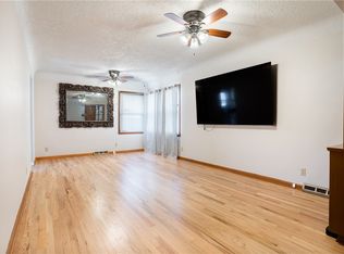 2951 E Tiffin Ave, Des Moines, IA 50317