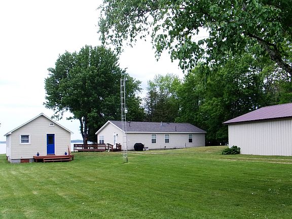 2nd image of 1601 County Road 370