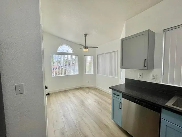 2 bed, 1088 sqft, $1,850 — Photo 3