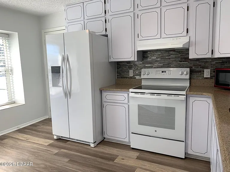 145 Riverwalk Ct — Photo 40