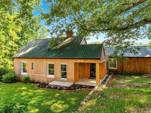 104 Westwood Dr, McMinnville, TN 37110