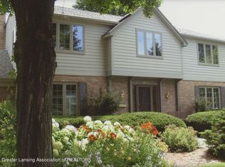 1630 Foxcroft Rd, East Lansing, MI 48823