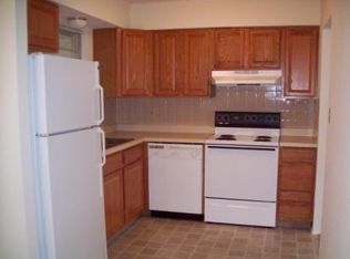 12 Regency Ct, Belleville, IL