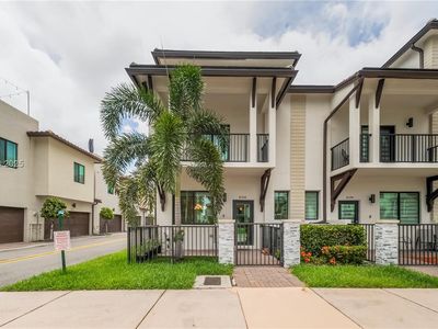 8368 Central Park Blvd, Doral, FL, 33166