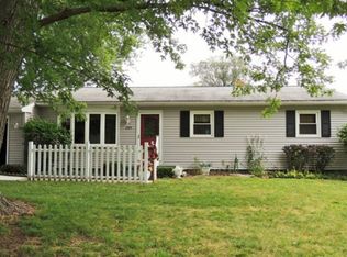 2105 Myrtle St, Rock Falls, IL 61071