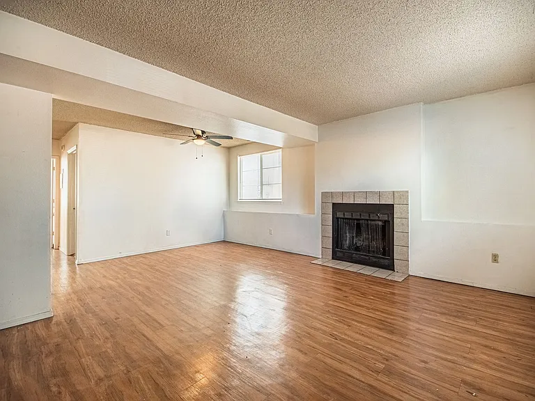 1765 Zebulon Dr #D — Photo 15