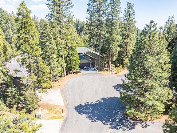 3rd image of 40322 Mariposa Lilly Ln