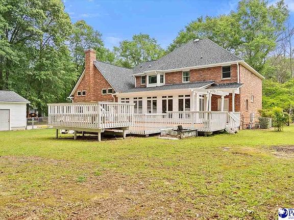 4th image of 543 White Oak Cir