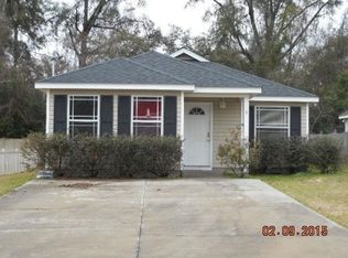 8 Ruby Ln, Crawfordville, FL 32327