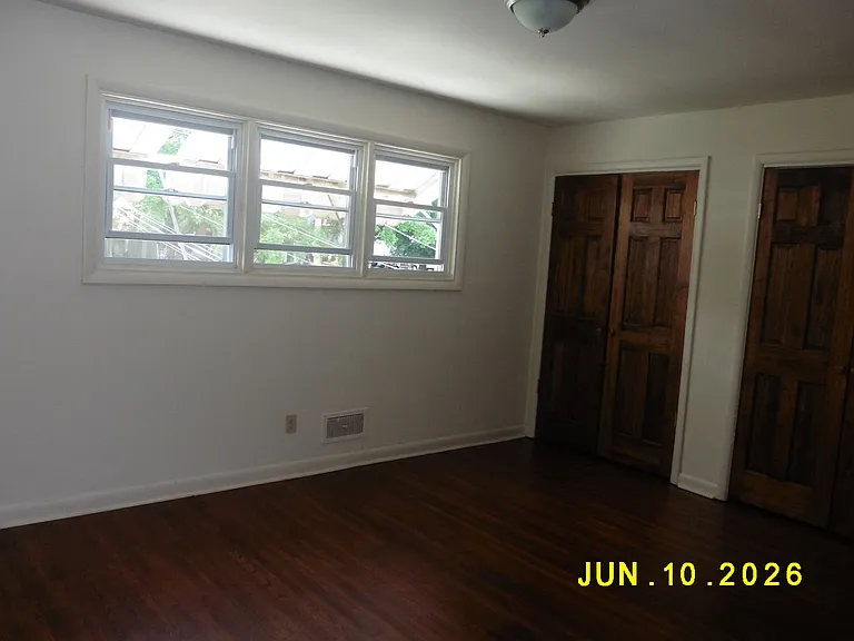 1526 S 13th St — Photo 7