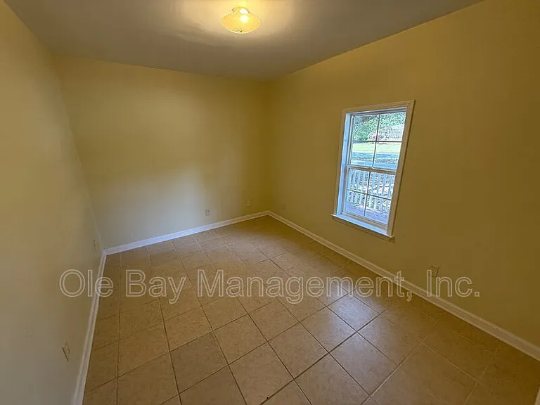 5011 Highcrest Dr — Photo 12