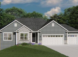 1043 Spruce Ct, Oconomowoc, WI 53066