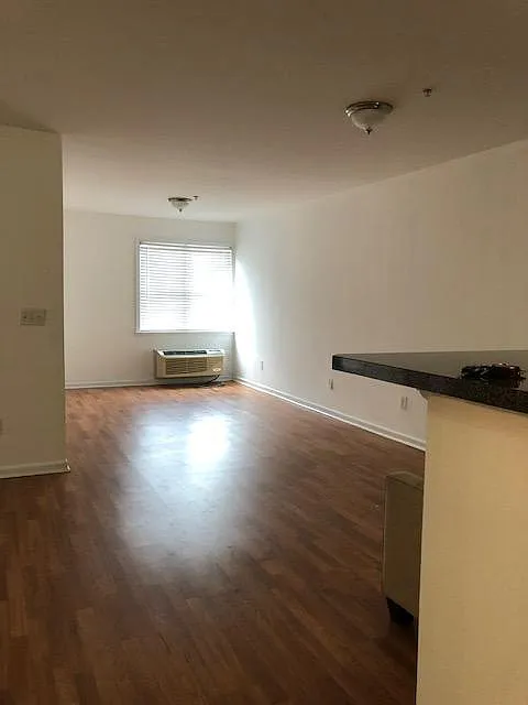 448 Palisade Ave — Photo 3