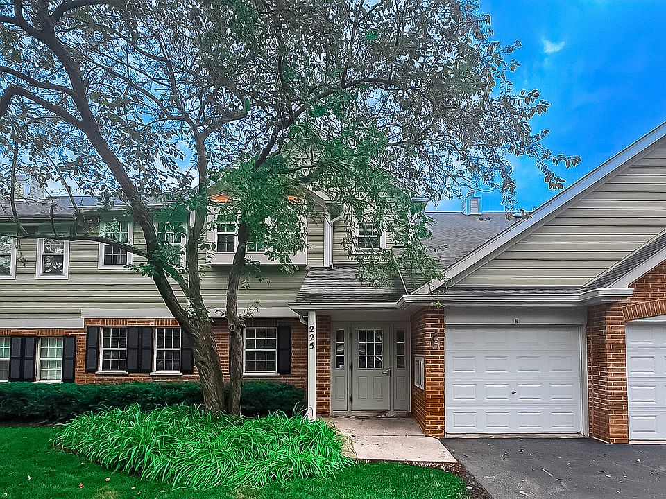 1st image of 225 Columbia Ct Unit 6