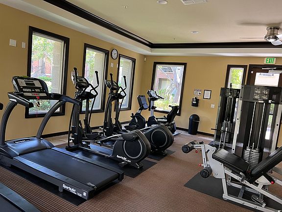 3rd image of 8865 Promenade North Pl