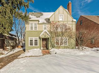 17019 Fernway Rd, Shaker Heights, OH 44120