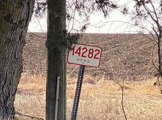14282 W Robin Rd, Polo, IL 61064