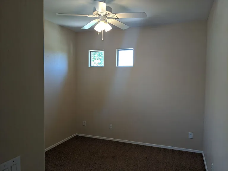9204 N 182nd Ln — Photo 5