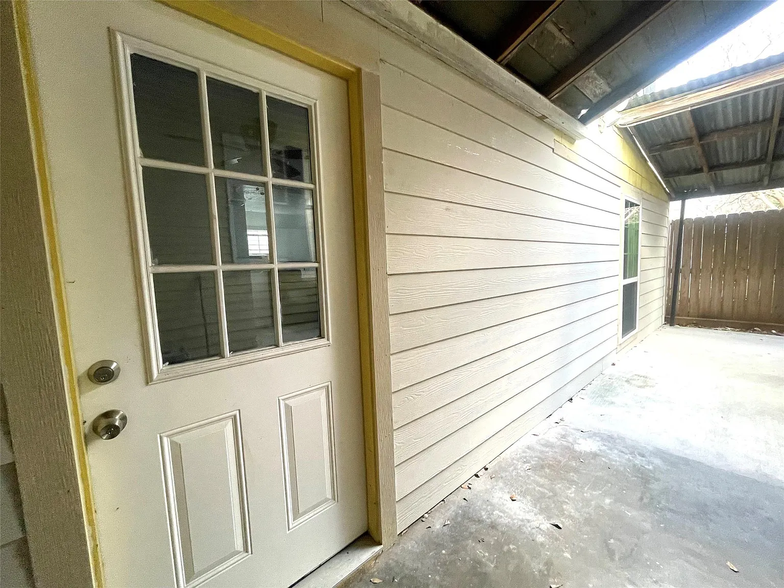 1 bed, 1.0 bath, 606 sqft, $1,050 — Photo 3