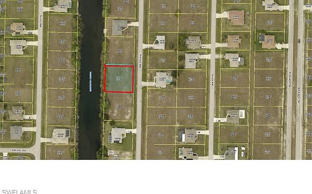 1st image of 932 NW 9th Ave