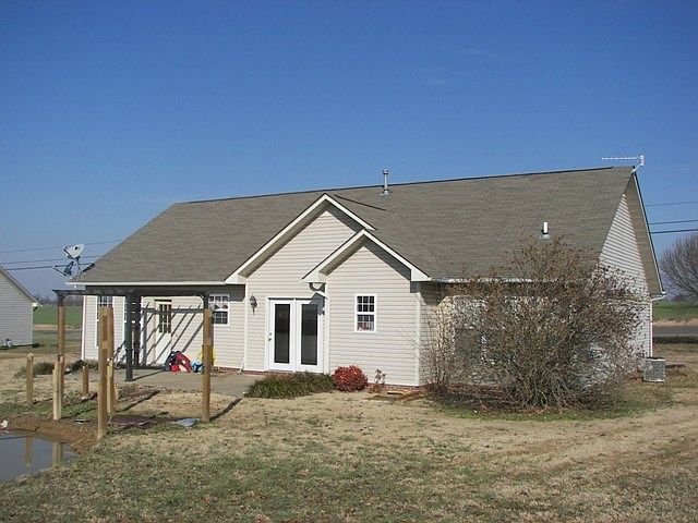 2nd image of 1869 Lanesferry Rd
