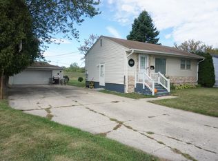 2930 N Butrick St, Waukegan, IL 60087