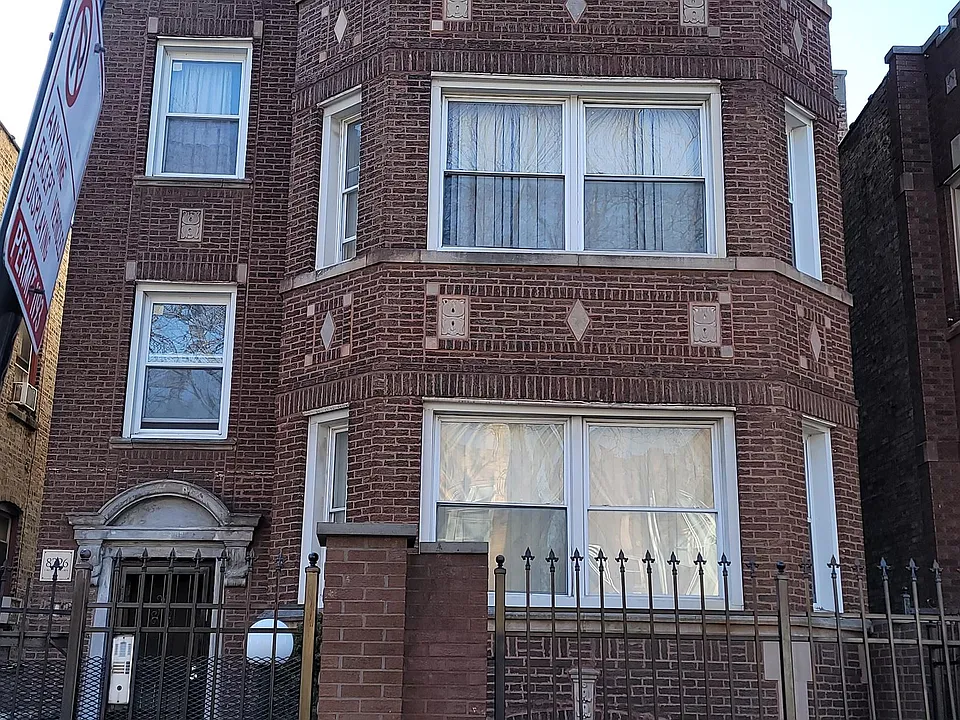 8226 S Marshfield Ave #3