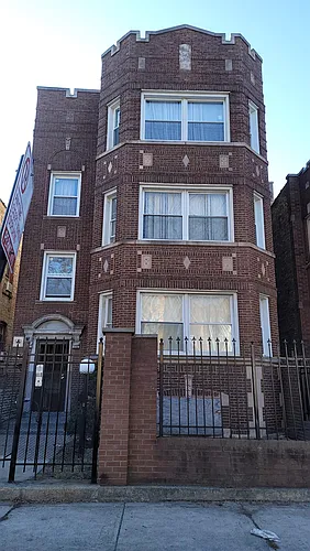 8226 S Marshfield Ave #3 Photo 1 8226 S Marshfield Ave #3 Photo 1