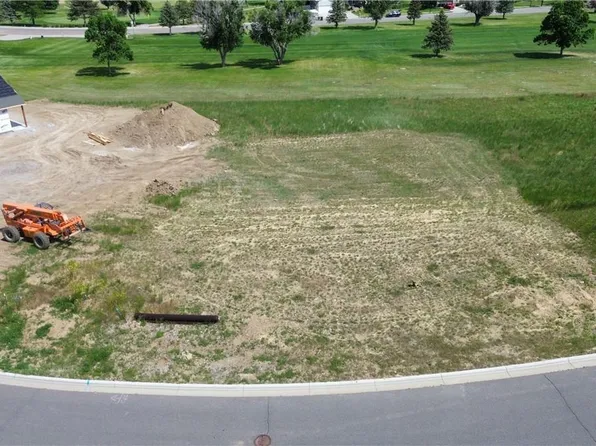 1 Greenbriar Rd, Billings, MT 59105