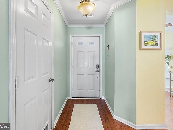 5th image of 255 Rumford Ct