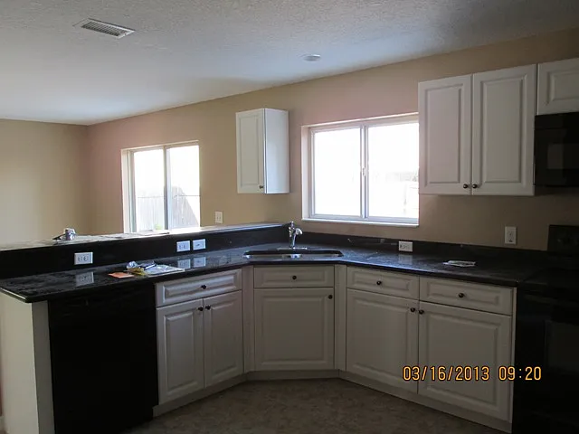 17515 Sandgate Ct — Photo 15