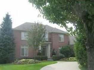 2357 Tall Oaks Dr, Troy, MI 48098