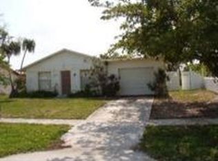 5902 Bahama Ct, West Palm Beach, FL 33407