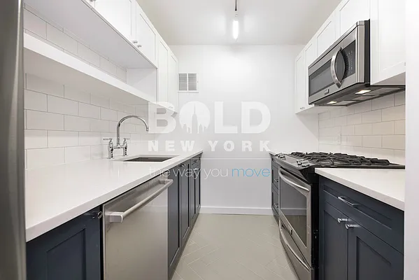 Rented by Bold New York | media 7
