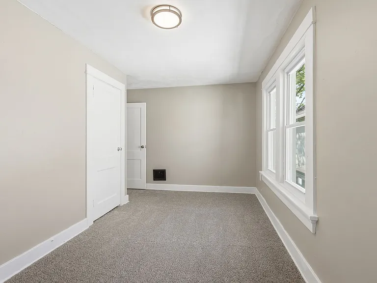 1119 Superior Ave #1119 — Photo 18