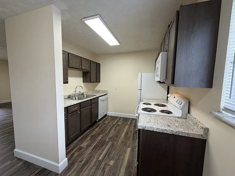 310 Tusculum Blvd #7 — Photo 7
