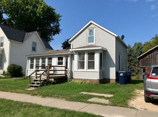 143 S Mill St, Juneau, WI 53039