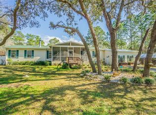 17480 Nuthatch Rd, Weeki Wachee, FL 34614