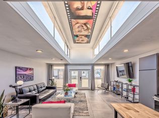 Beautiful 3 Bedroom In The Arts District, Las Vegas, NV 89104