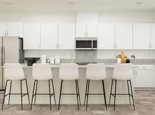 345 Charlton St, Perris, CA 92570